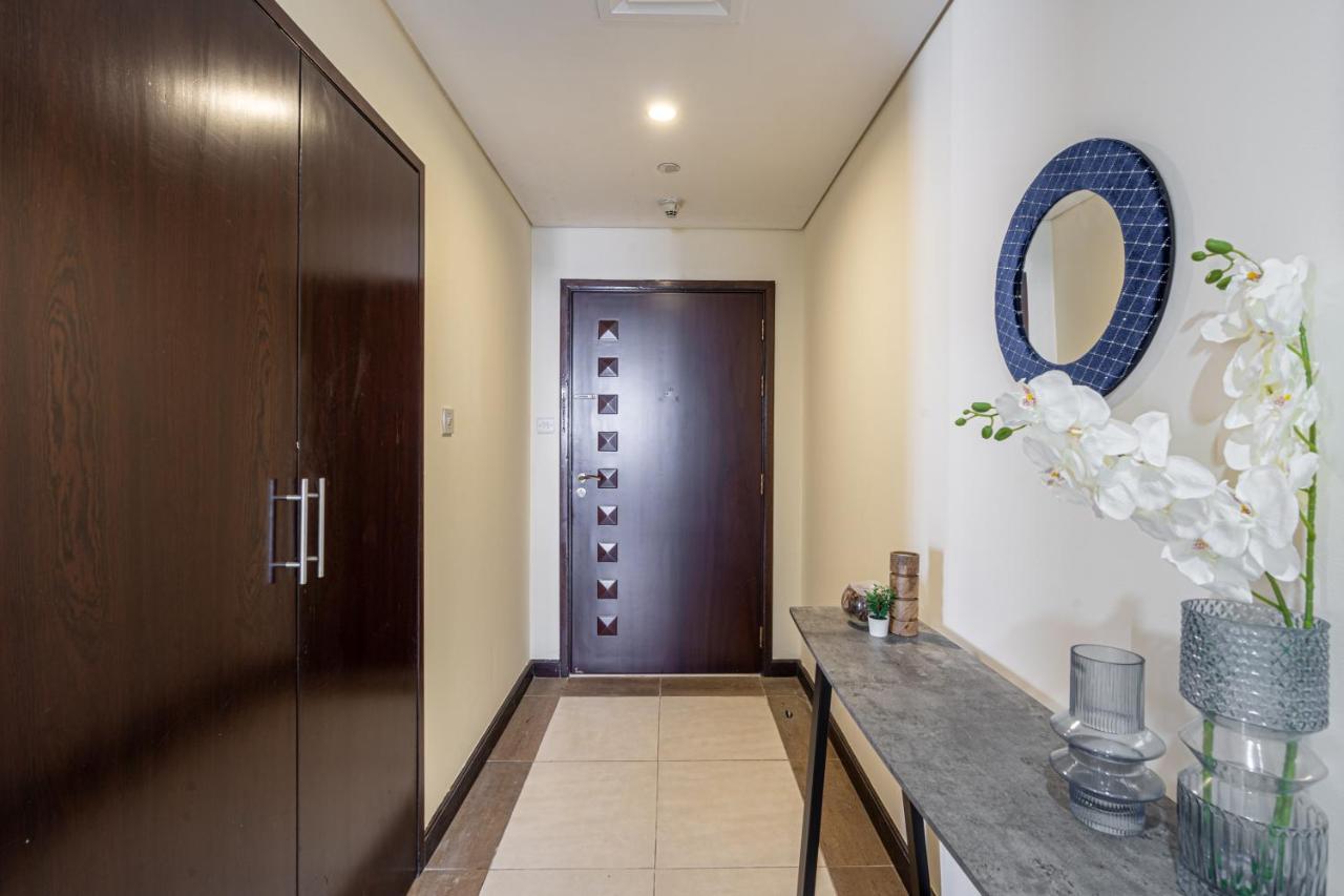 Higuests - Large In The Heart Of Deira Near Clocktower * Dubai
